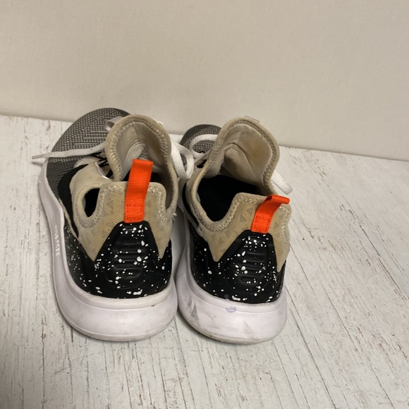 Nike Free TR 8 Women’s  Gym/Cross Training Sneakers - Picture 3 of 10